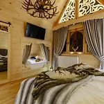 Bajkowa Lux Magiczne Z Jacuzzi Chalet *