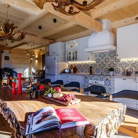 Bajkowa 3 Magiczne Jacuzzi Chalet